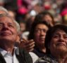 Morena busca entregar pensiones a adultos mayores mexicanos que residan en el extranjero