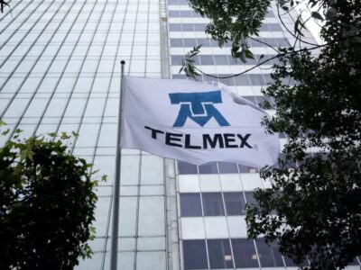 Telmex aumenta inversión y gasto para su red, pero agrega menos usuarios