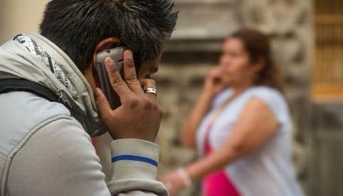 Buscan en San Lázaro que saldo de recargas de celulares no tengan fecha de expiración