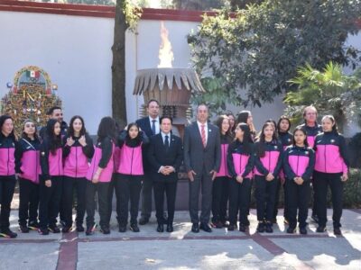 Abanderan a delegación mexicana que participará en JO de la Juventud
