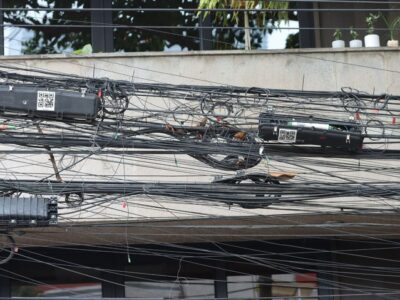 Empresas de telecomunicaciones retiran siete toneladas de cableado en desuso