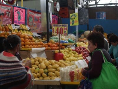 Inflación se acelera a 4.88% en enero, impulsada por frutas y verduras
