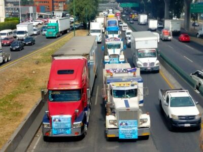 Protestas de transportistas en el Edomex y Veracruz