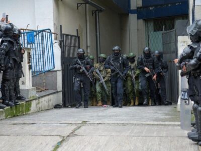Exige México investigación del asalto contra embajada en Quito