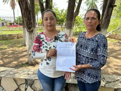 Trabajadores del Cobach de Chiapas exigen ajuste salarial ofrecido por AMLO