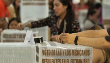 Recuperan derecho a votar 36 mil residentes en el exterior